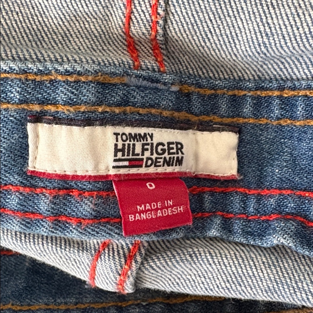 TOMMY HILFIGER Denim Shortalls in Washed Blue Size 0 — Y2K Vibes!!! - Picture 10 of 11